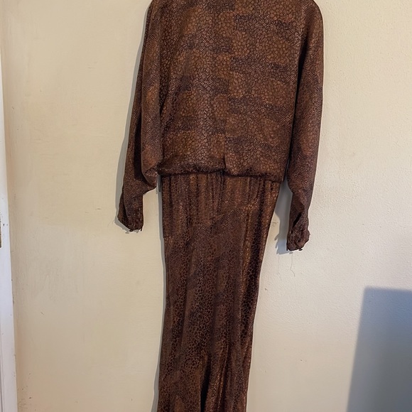 Saint Romei Pure Silk /Neiman Marcus. - Picture 3 of 6